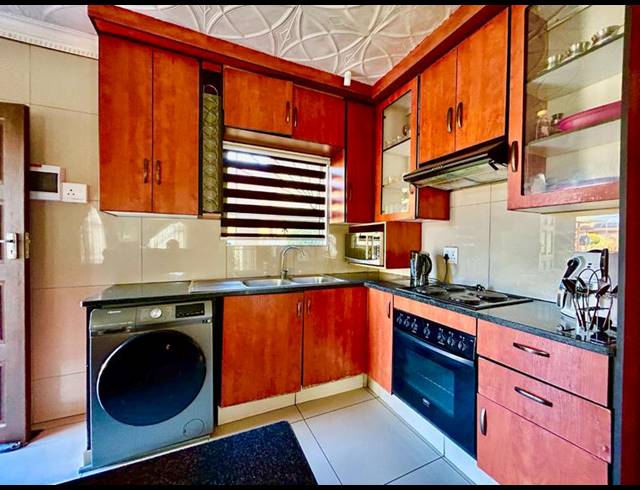 3 BEDROOM HOUSE FOR SALE IN HEATHERVIEW